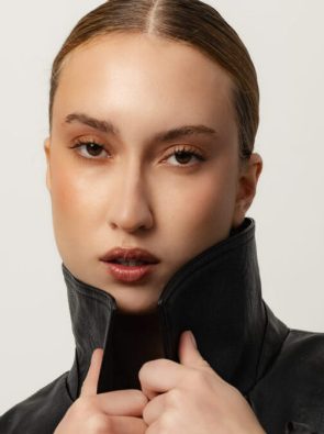 AGATA BEZ- 23