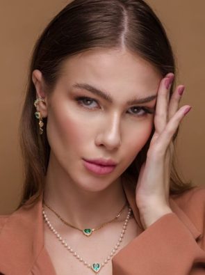 Ana Iser (18)