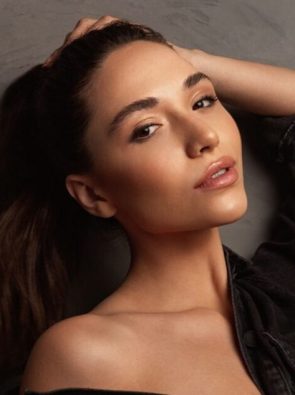 LARA MATEUS- 21